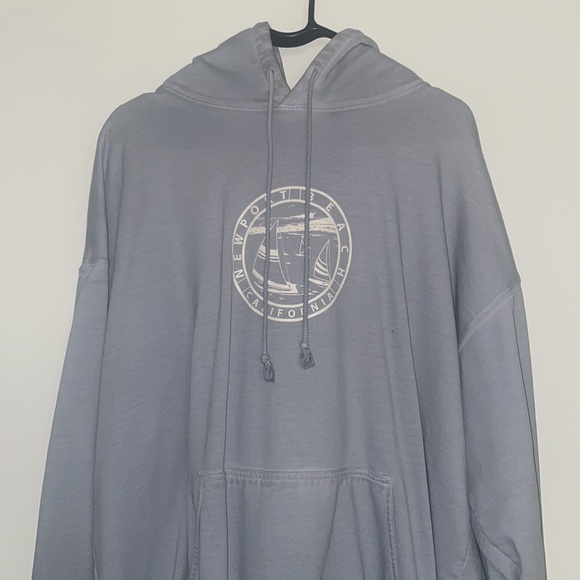 Brandy Melville Oversize Sweatshirt - Picture 2 of 9